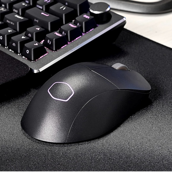 Cooler Master MM731 Bluetooth (Brand New) - Picture 3 of 3